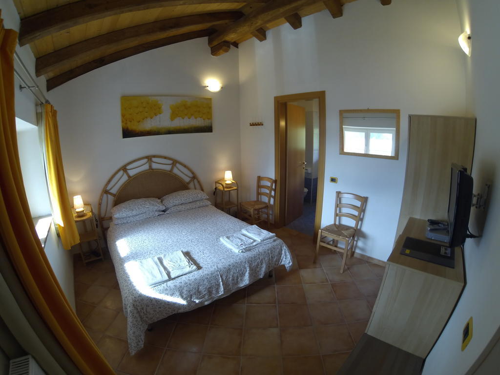 Al Campo Di Sotto Bed & Breakfast Buia Εξωτερικό φωτογραφία