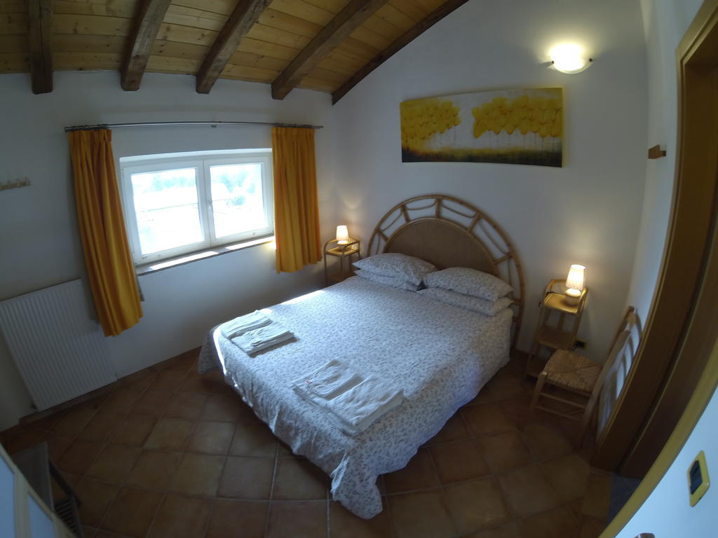 Al Campo Di Sotto Bed & Breakfast Buia Εξωτερικό φωτογραφία