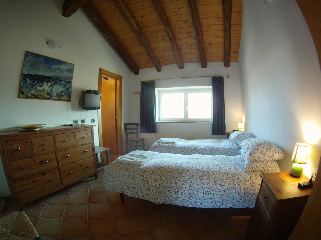 Al Campo Di Sotto Bed & Breakfast Buia Εξωτερικό φωτογραφία